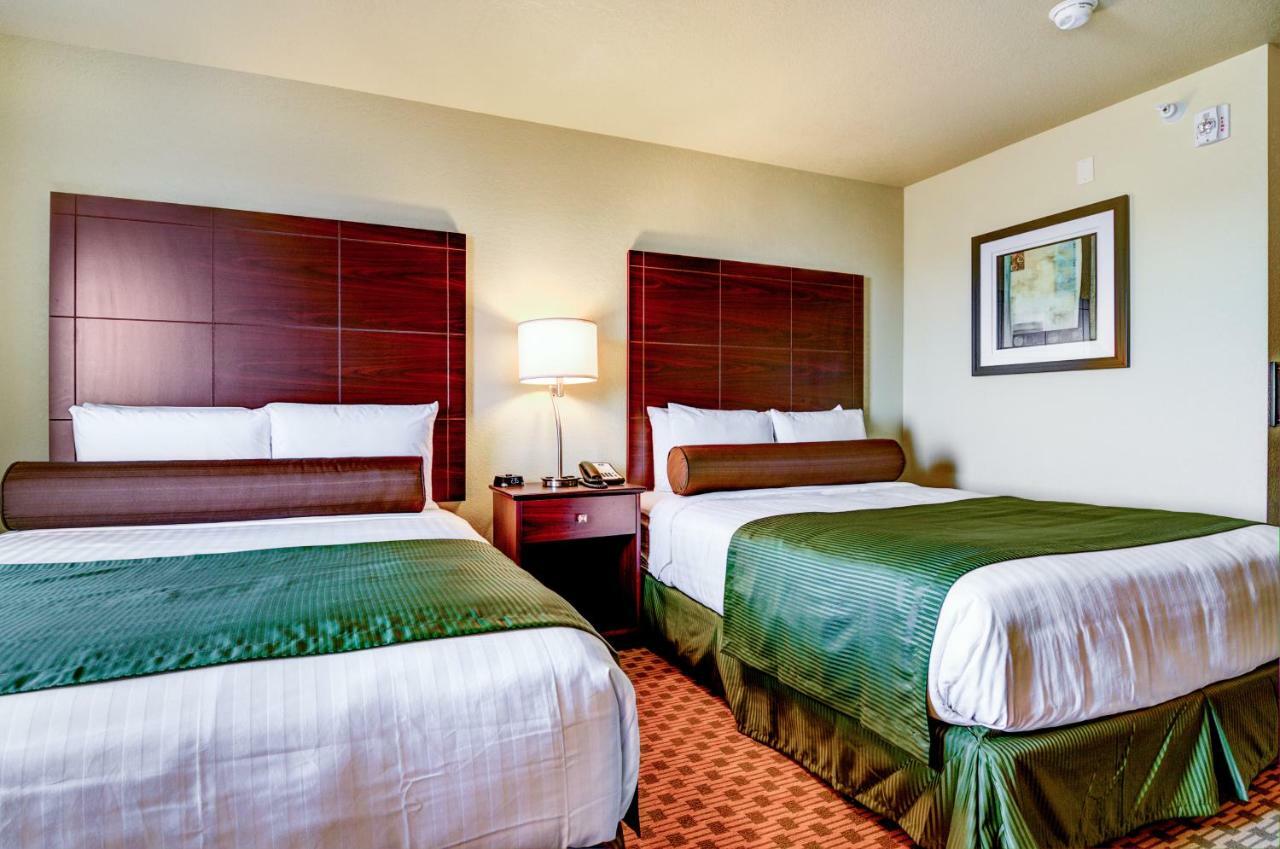 Cobblestone Inn & Suites-Winterset Esterno foto