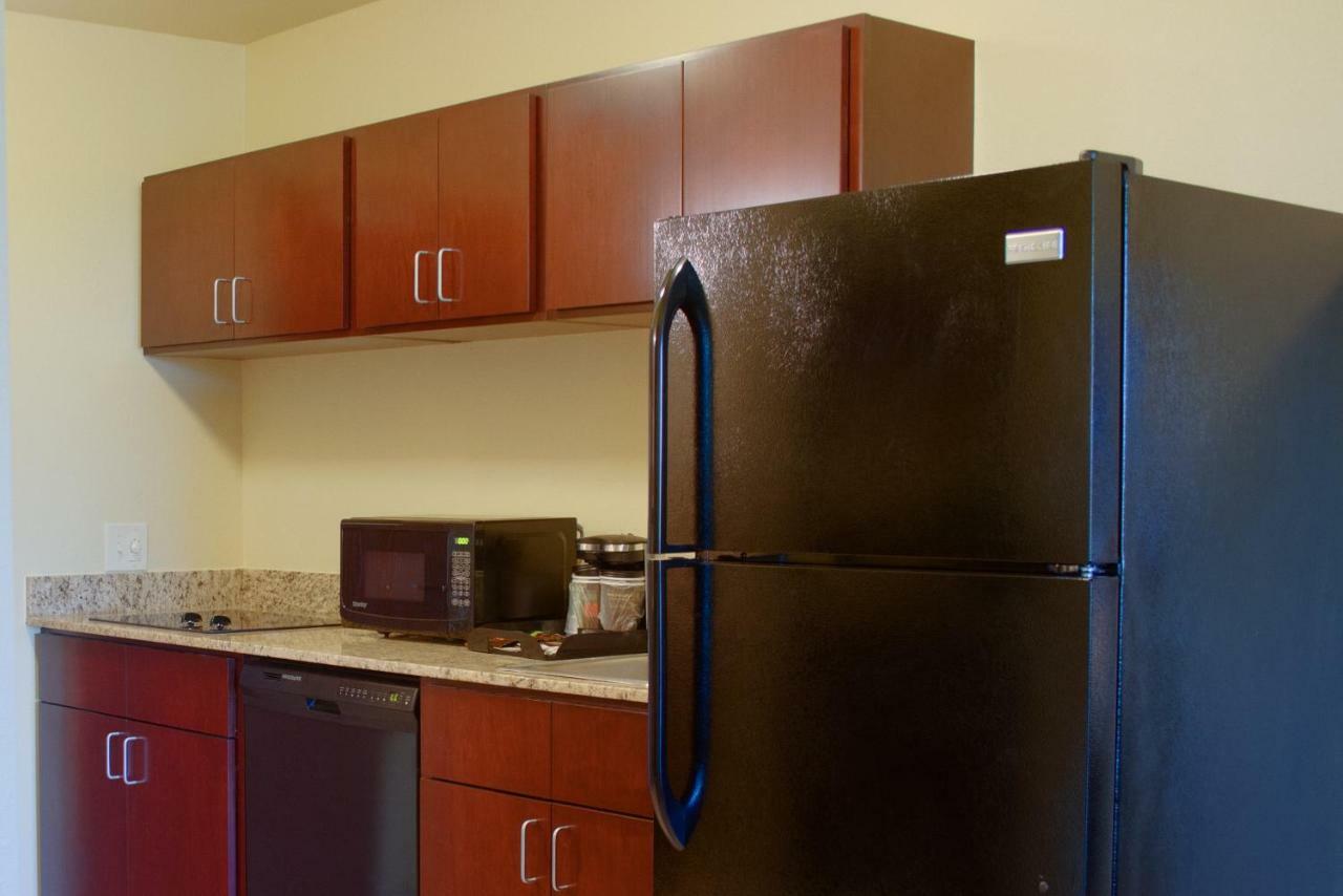Cobblestone Inn & Suites-Winterset Esterno foto
